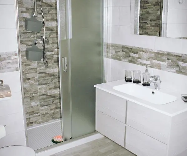 Apartment Sweet Harmony *